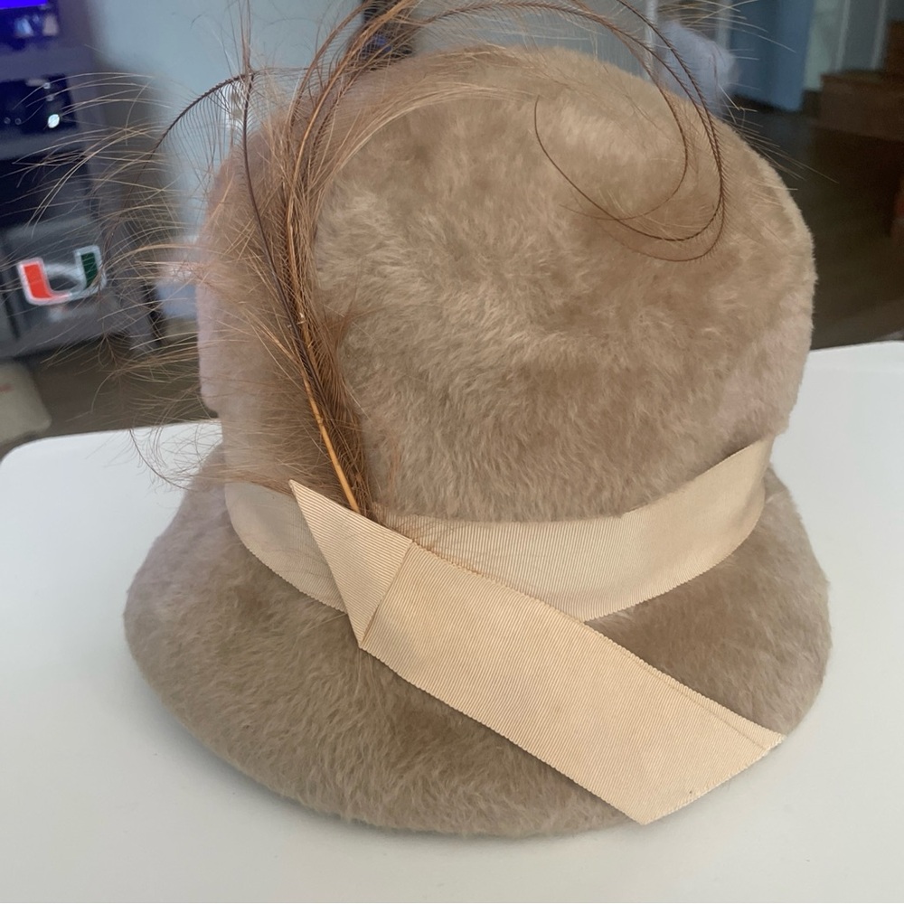 1960’s Hat Genevieve Duchess Original Body Made In Italy